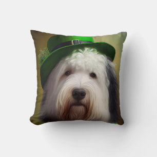 Coussin Old English Sheepdog en tenue de la Saint-Patrick