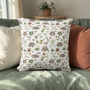 Coussin Opossum Blanc Floral Woodland Cottagecore