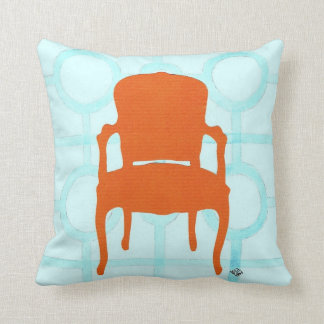 COUSSIN ORANGE DE SILHOUETTE DE CHAISE