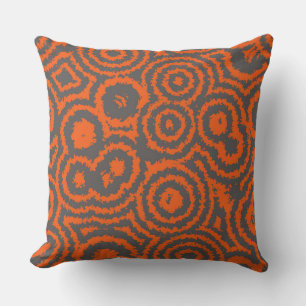 Coussin orange et gris abstrait
