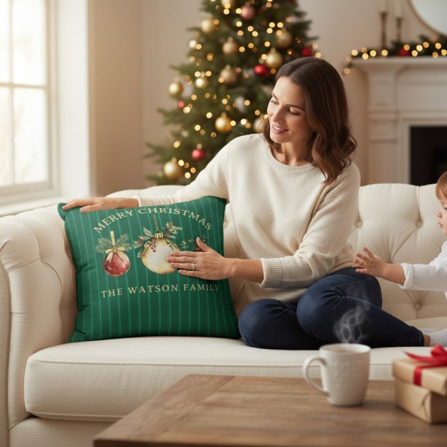 Coussin Ornements de Noël Élégants Nom de Famille (Créateur téléchargé)