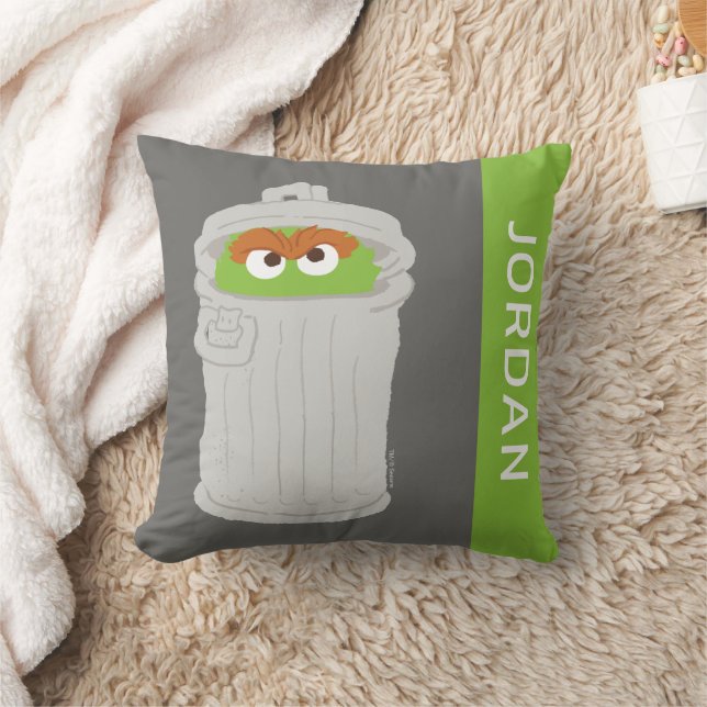 Coussin Oscar le Grognon & sa poubelle | Ajoutez votre nom (Couverture)