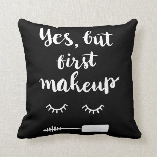 Coussin Oui mais premier maquillage