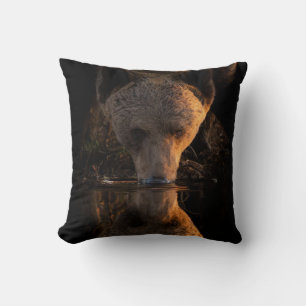 Coussin Ours Brown à la crique Jetez l'oreiller