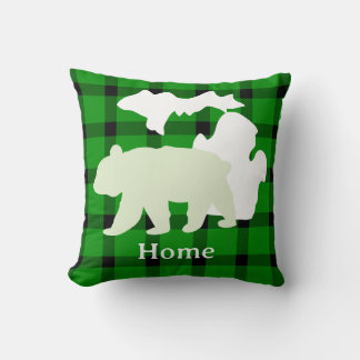 Coussin Ours du Michigan à la maison en carreau de buffle