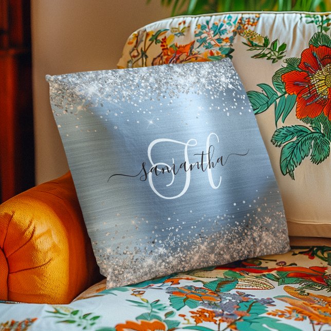 Coussin Pailleté Argent et Monogramme Bleu Clair Personnal (Glittery Silver and Light Blue Monogrammed Throw Pillow)