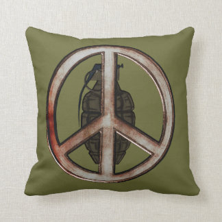Coussin Paix et guerre