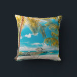Coussin Palmiers au coucher du soleil<br><div class="desc">Cette photo présente de beaux palmiers contre le ciel pendant un coucher de soleil tropical.</div>