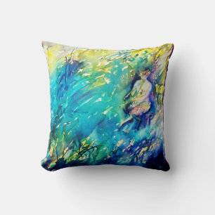 COUSSIN PAN JOUANT DE LA FLÛTE ET CERF DANS UN BOIS VERT