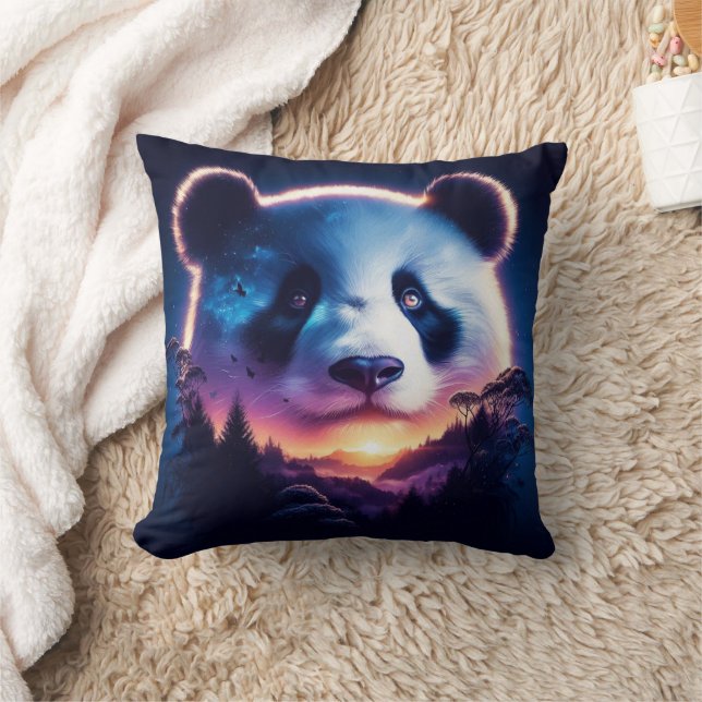 Coussin Panda Face avec Forêt Surréelle et coucher de sole (Couverture)