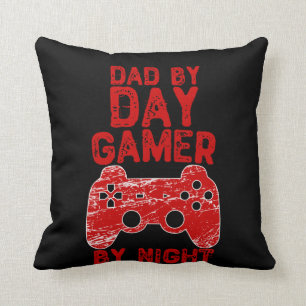 Coussin Papa By Day Gamer By Night - Jeux Vidéos