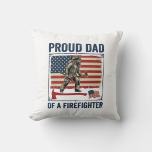 Coussin Papa fier d'un pompier drapeau vintage Vector_1