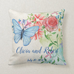 Coussin Papillon d'aquarelle personnalisé et rose rouge