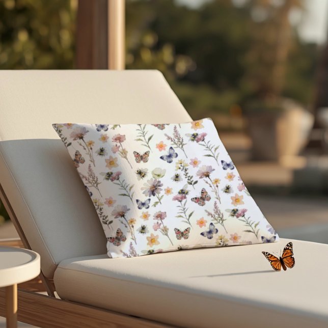 Coussin Papillon et abeille de fleur sauvage aquarelle vio (Créateur téléchargé)