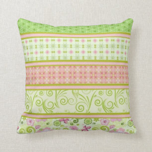 Coussin Papillon rose et vert floral
