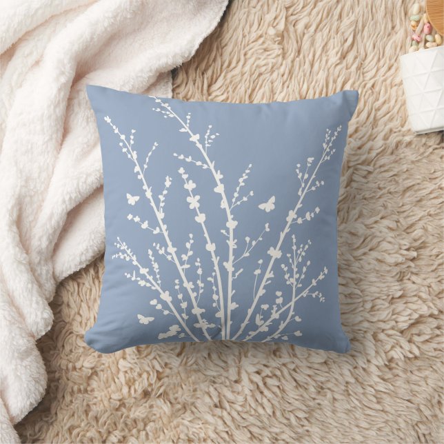 Coussin Papillons bleus Dusty Branches botaniques Modernes (Couverture)