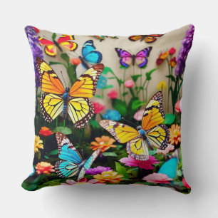 Coussin Papillons dans un jardin