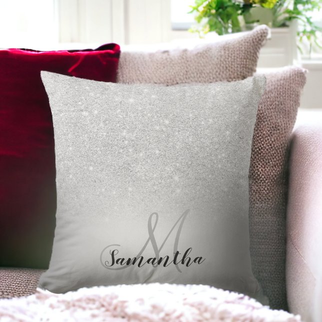 Coussin Parties scintillant d'argent ombre métallique feui (Silver glitter ombre metallic foil monogram throw pillow)