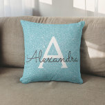 Coussin Parties scintillant turquoise à étincelle bleue No<br><div class="desc">Parties scintillant turquoise Aqua Blue Sparkle Nom du monogramme et Coussin initial. Le coussin fait le cadeau parfait pour quelqu'un qui décorait sa chambre en bleu glacé.</div>