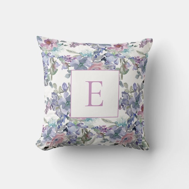 Coussin Pastel Rose Bleu Violet Fleurs Blanc Monogramme (Recto)