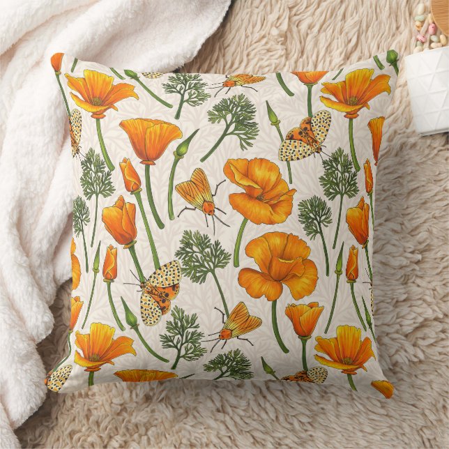Coussin Pavot de Californie et papillons de nuit sur blanc (Couverture)