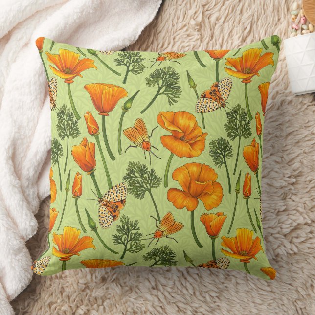 Coussin Pavot de Californie et papillons de nuit sur la ro (Couverture)