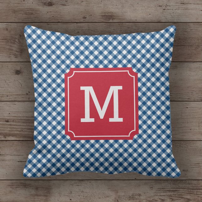 Coussin Pays Chic Bleu En vichy Nom Monogramme (Créateur téléchargé)