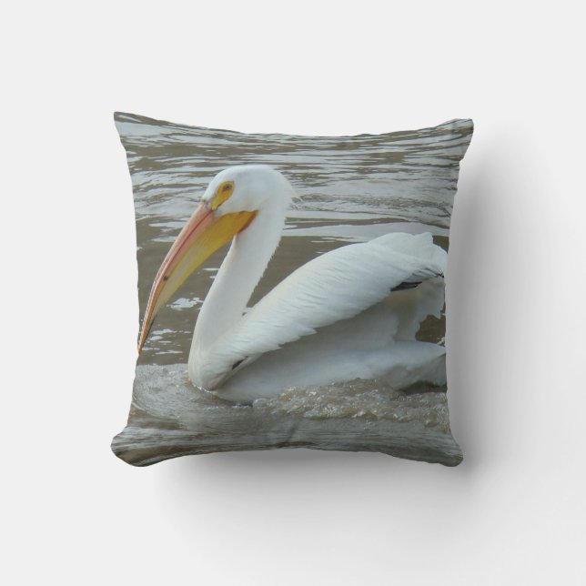 Coussin Pélican blanc B14 sur la rivière boueuse (Recto)