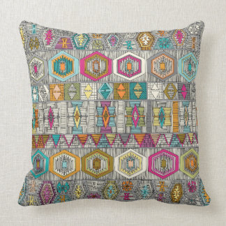 Coussin pembe de kilim