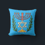 Coussin Persian Magen David Menorah<br><div class="desc">Cette image a été adaptée à partir d'un carrelage juif perse antique et présente une menorah avec un Magen David (Étoile de David) encadré de branches d'olivier. Les imperfections de l'image originale peinte à la main ont été conservées.</div>
