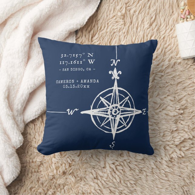 Coussin Personalized Nautical Coordinates & Compass Rose (Couverture)