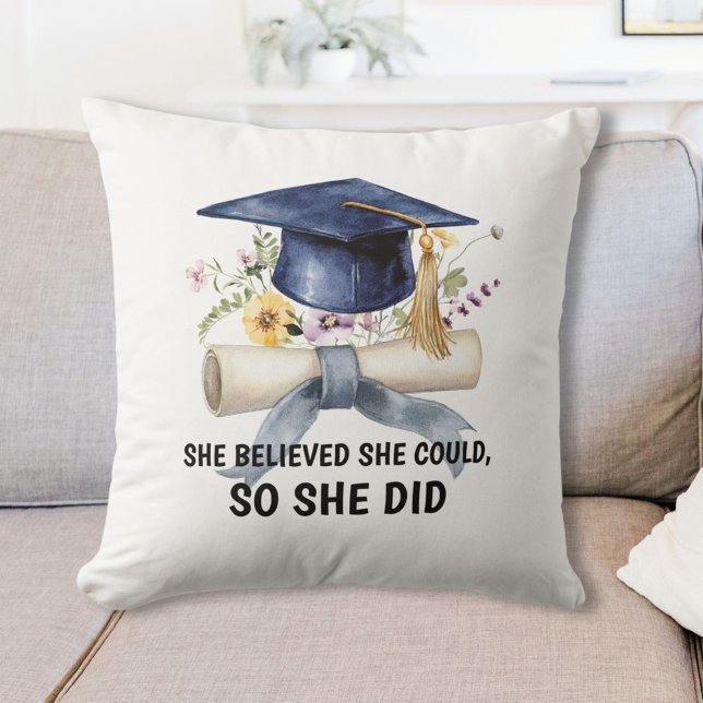 Coussin Personalized Quote and Name Floral Graduation (Créateur téléchargé)