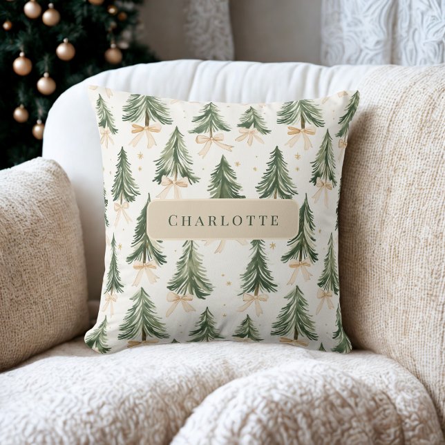 Coussin Personalized Watercolor Christmas Tree Name  (Créateur téléchargé)