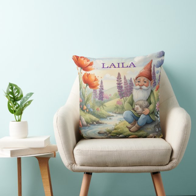 Coussin Personalized whimsical gnome flowers pillow (Chaise)