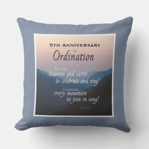 Coussin Personnaliser, Ordination du 5e anniversaire