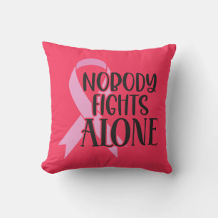 Coussin Personne ne combat seul le ruban du cancer