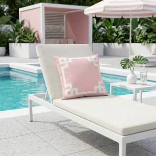 Coussin Pétale rose et blanc clé grecque   Couleurs modifi