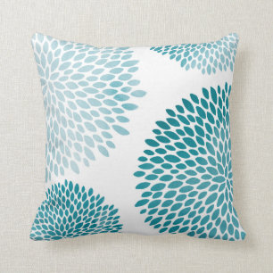 Coussin Pétales modernes de fleur de vert de turquoise
