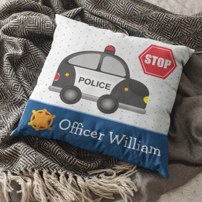 Coussin Petit Garçon policier et voiture (Créateur téléchargé)