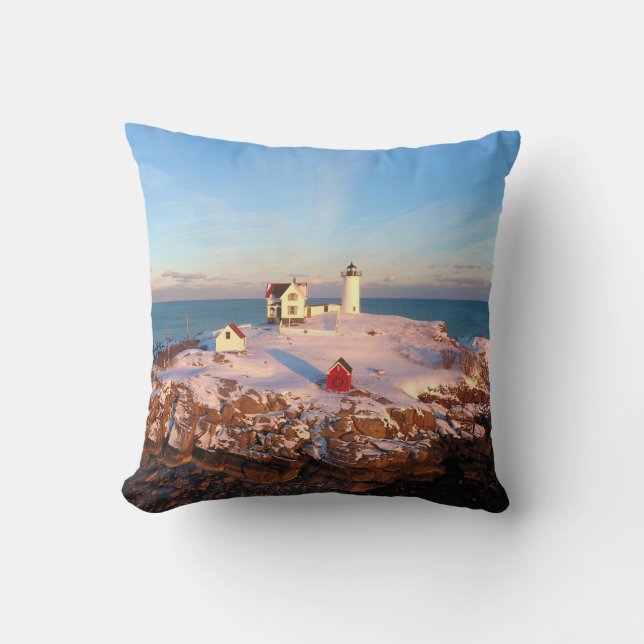 Coussin Phare de Nubble Light Aérien Snowy Maine (Recto)
