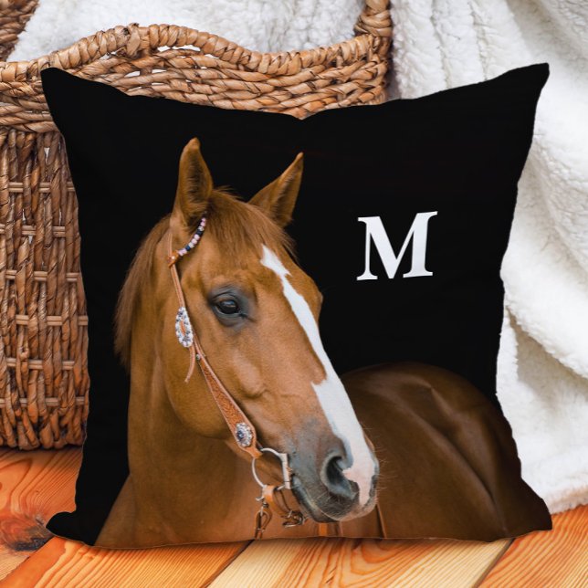 Coussin Photo de cheval à monogramme personnalisé (Monogram Quarter-horse pillow)