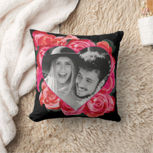 Coussin photo de cœur de rose noire rouge de la Sa