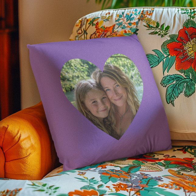 Coussin Photo en forme de coeur d'orchidée améthyste (Amethyst Orchid Purple Heart Shape Photo Throw Pillow)