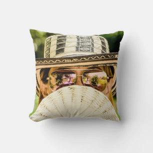 Coussin Photo focale sélective de la femme portant le sole