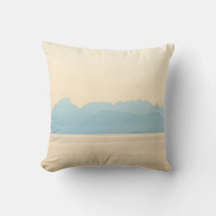COUSSIN PHOTO PAYSAGE D'UNE MONTAGNE ET D'UN CORPS D'EAU
