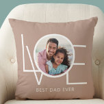 Coussin Photo personnalisée de Best Papa Ever<br><div class="desc">Ce Coussin photo Best Dad Ever est décoré du mot LOVE en blanc sur un arrière - plan beige. Facilement personnalisable avec votre photo. Fait un cadeau de Fête des pères spécial.</div>