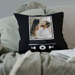 Coussin Photo Personnalisée du Lecteur de musique<br><div class="desc">Nouveau et moderne Music Player Modèle photo - Personnalisé moderne pillow. ajoutez votre propre photo et texte - changez le texte en fonction de vos besoins - cadeaux personnalisés idées de Ricaso</div>