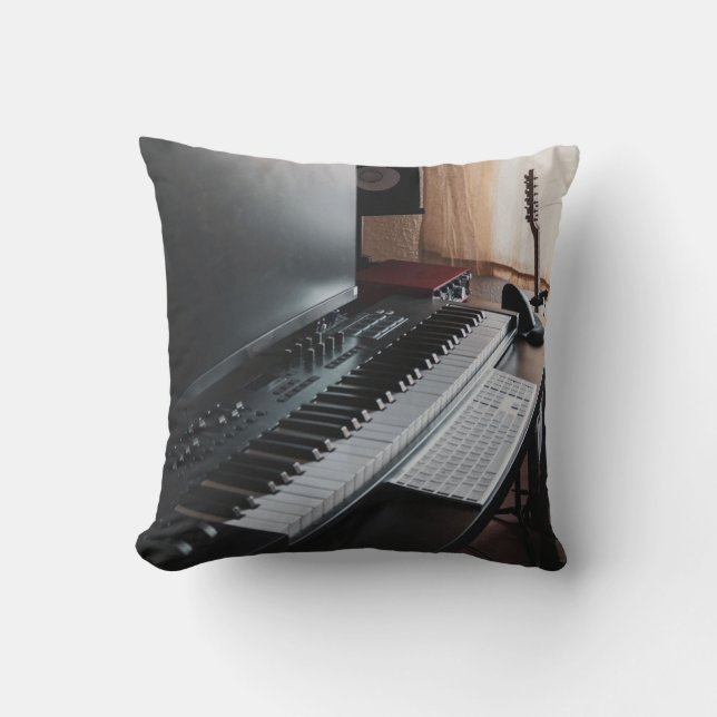 Coussin Piano Extraordinaire (Recto)