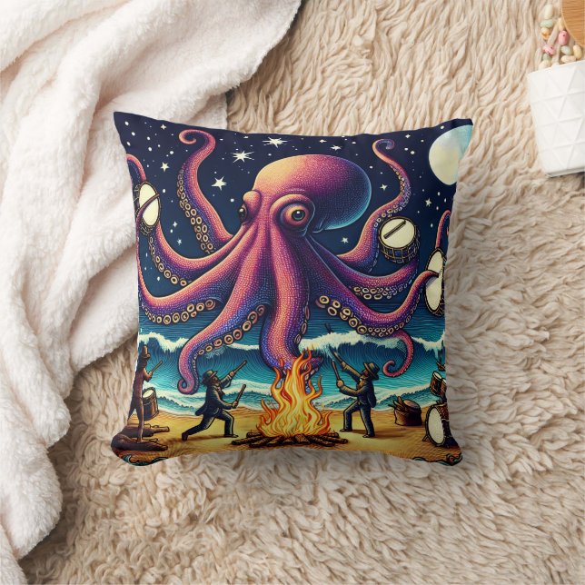 Coussin Pieuvre bat la mesure au feu de camp sur la plage (Couverture)