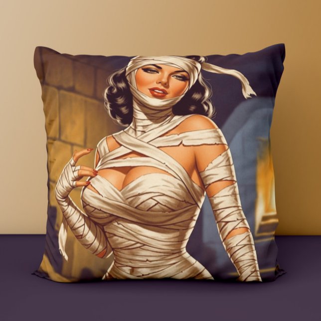 Coussin Pin-up Momie Vintage (Créateur téléchargé)
